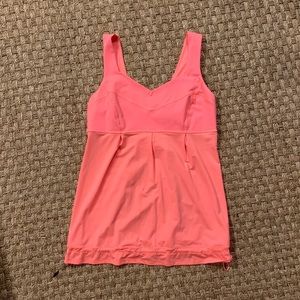 Lululemon top